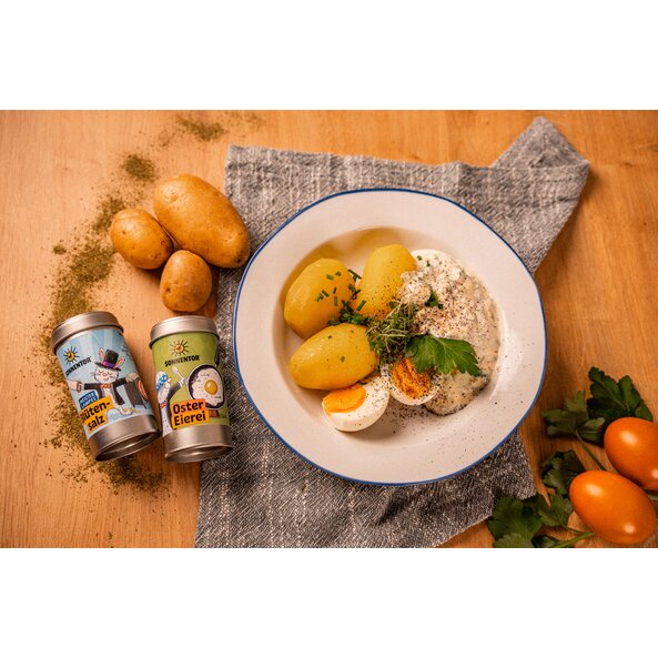 Organic Easter spice for scrambled eggs, eggs and brunch with potatoes